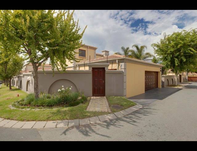 3 BEDROOM FREESTANDING TO LET IN KENGIES